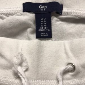 Women’s pull on linen capris